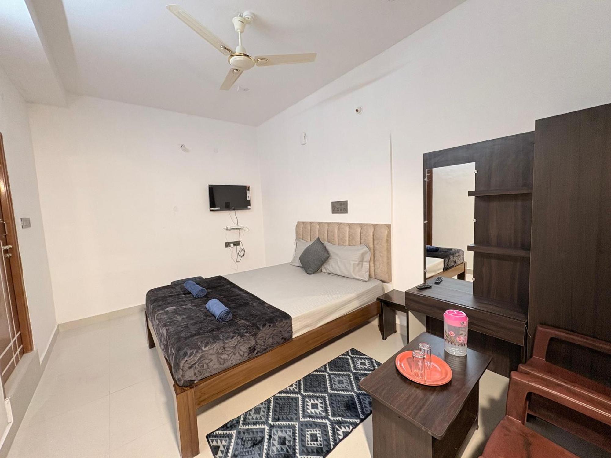 Spectra Inn Mysore Eksteriør bilde