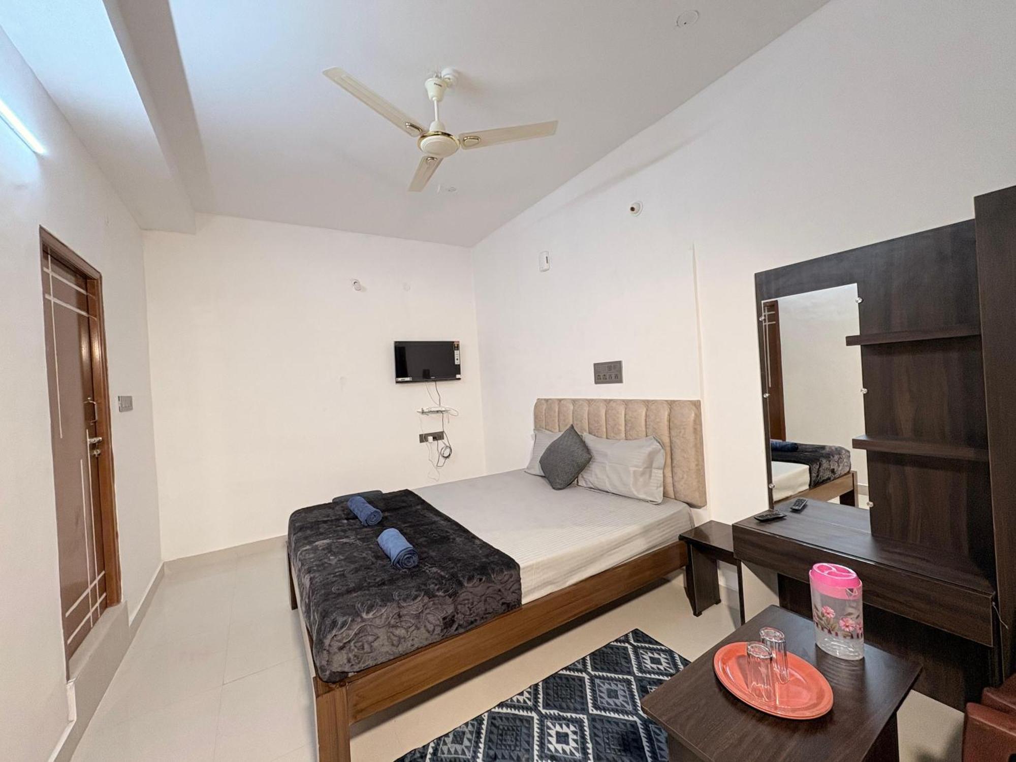 Spectra Inn Mysore Eksteriør bilde